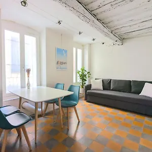Cozy Intramuros Near The Station Avignon